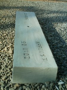 PLACA PARA ENGASTAMENTO 200X200X1000MM